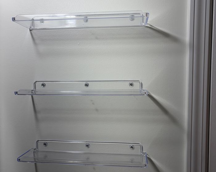 Wall shelving
